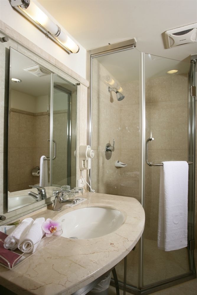 Hotel Dion Тайчжун Екстер'єр фото